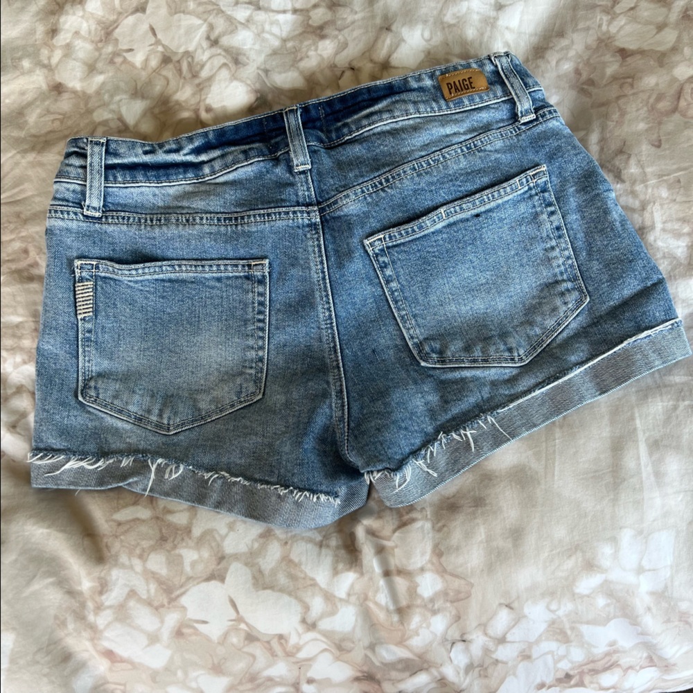 PAIGE Vintage Jimmy Jimmy Cutoff High‎ Waisted Denim Shorts, Size 28 - Picture 5 of 7